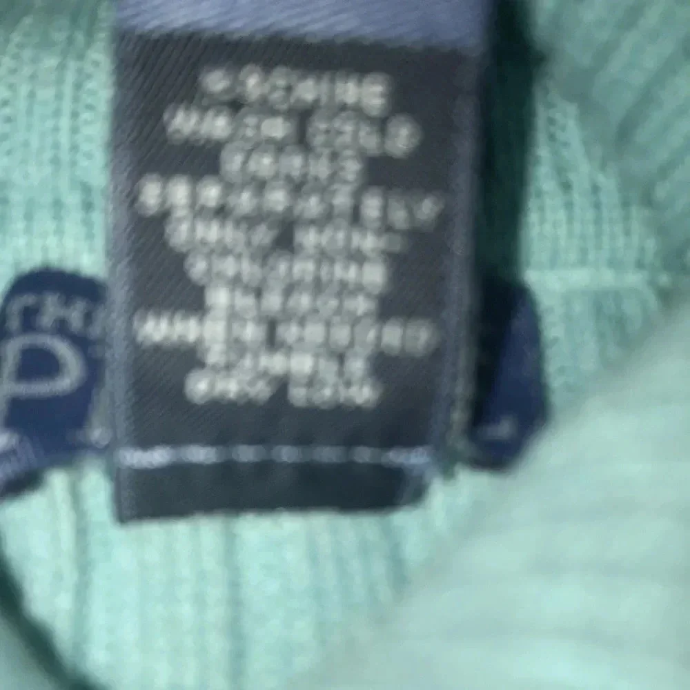 𝅺The Children’s Place ribbed scalloped sky blue sweater size 3T
